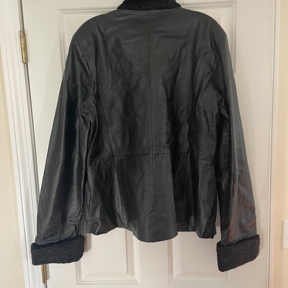 Leather jacket with embroidered buttons - Picture 4 of 8